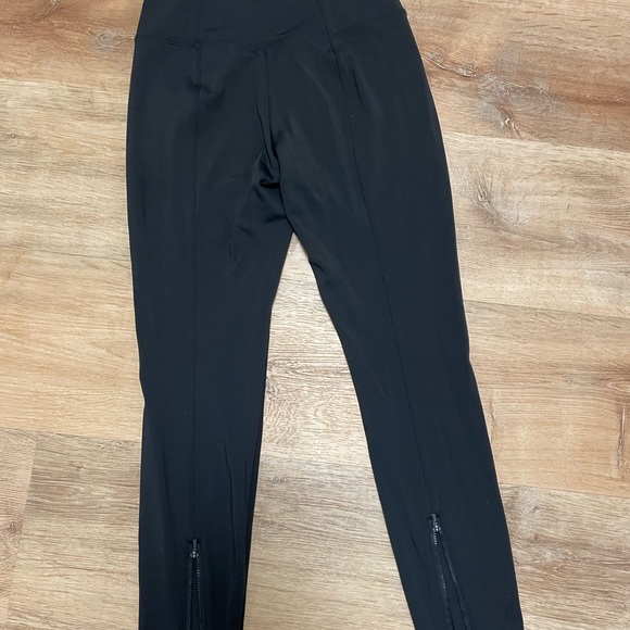 Athleta Headlands Hybrid Tight - Picture 2 of 12
